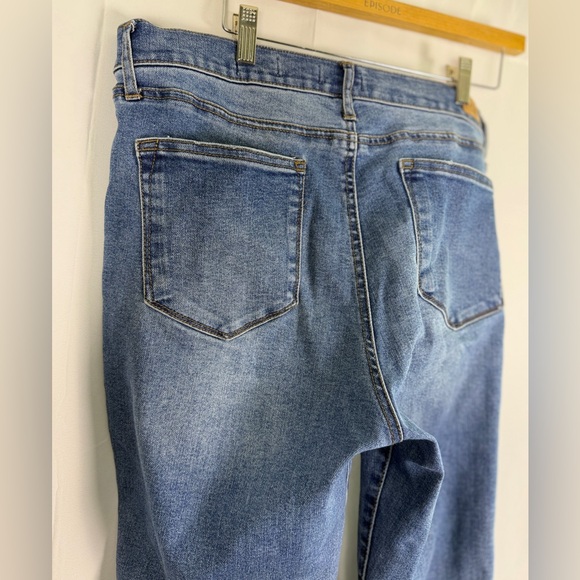 Sofia Blue Denim Jeans by Sofia Vergara “Melisa Flare” - Size 14 - Picture 5 of 10